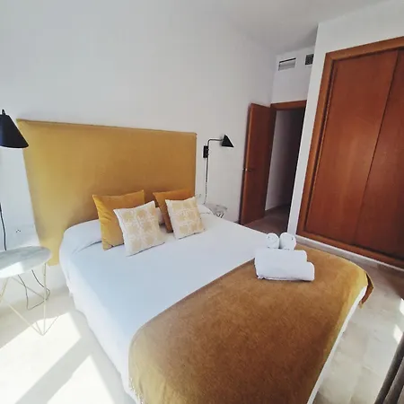 Plaza Naranjos Apartmán